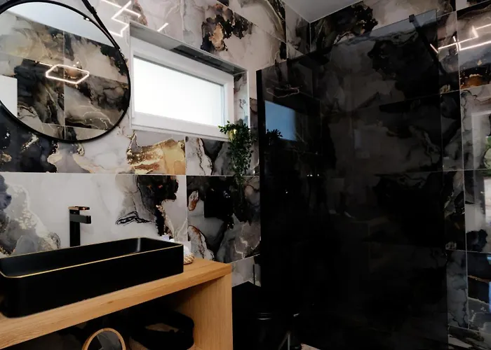 Vila Beautiful Paula With Jacuzzi In *